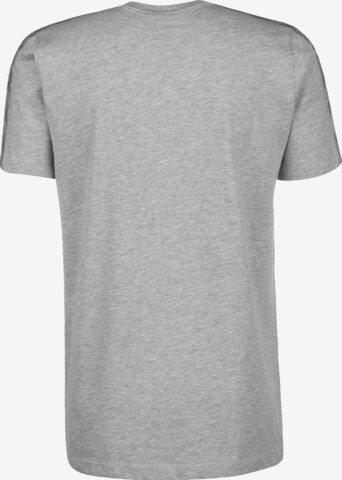 UMBRO T-Shirt in Grau