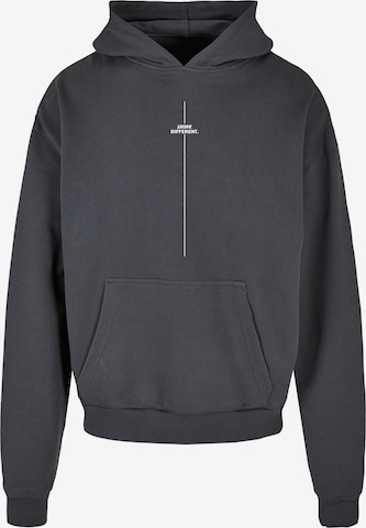 Merchcode Sweatshirt 'Think Different' in Grau: Vorderseite