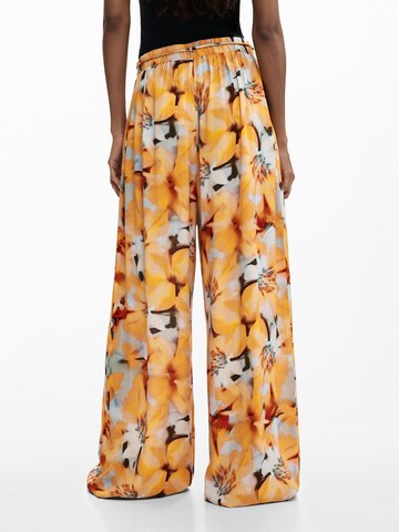 Largi Pantaloni de la Desigual pe galben