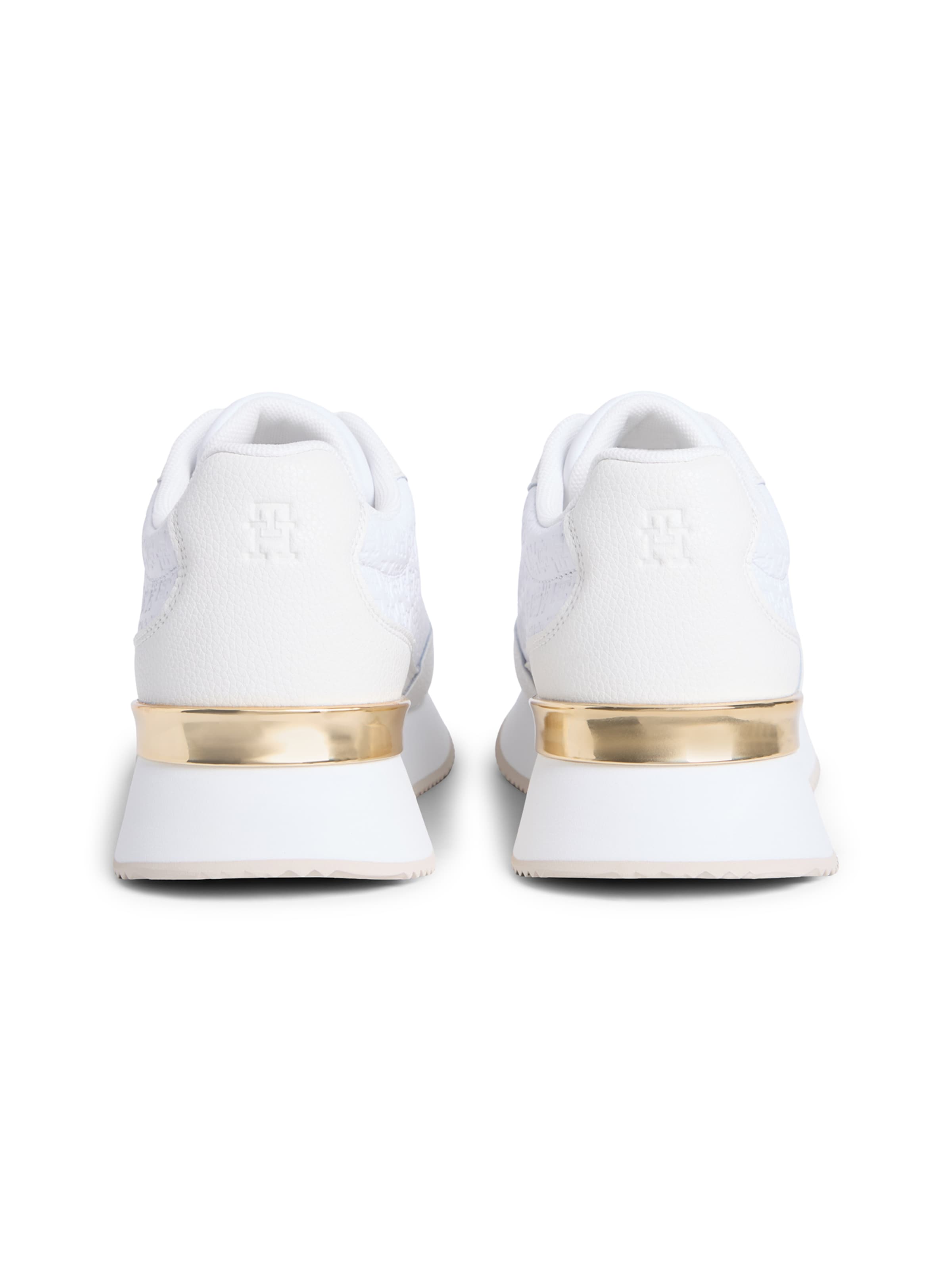TOMMY HILFIGER Σνίκερ χαμηλό 'CHIC' σε λευκό