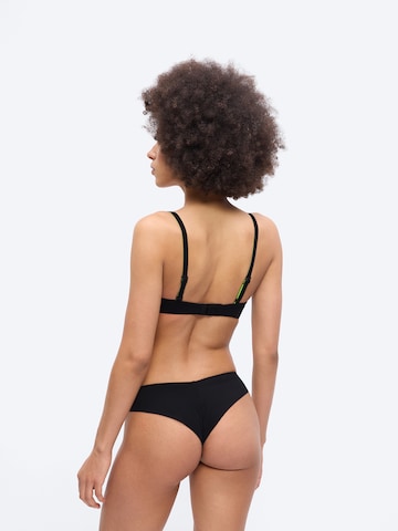 PUMA Slip in Schwarz