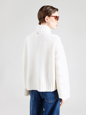 Twinset Oversize sveter - Biela