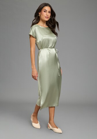 LAURA SCOTT Evening Dress in Green