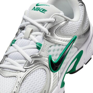 NIKE Sneakers 'V5 RNR' in White