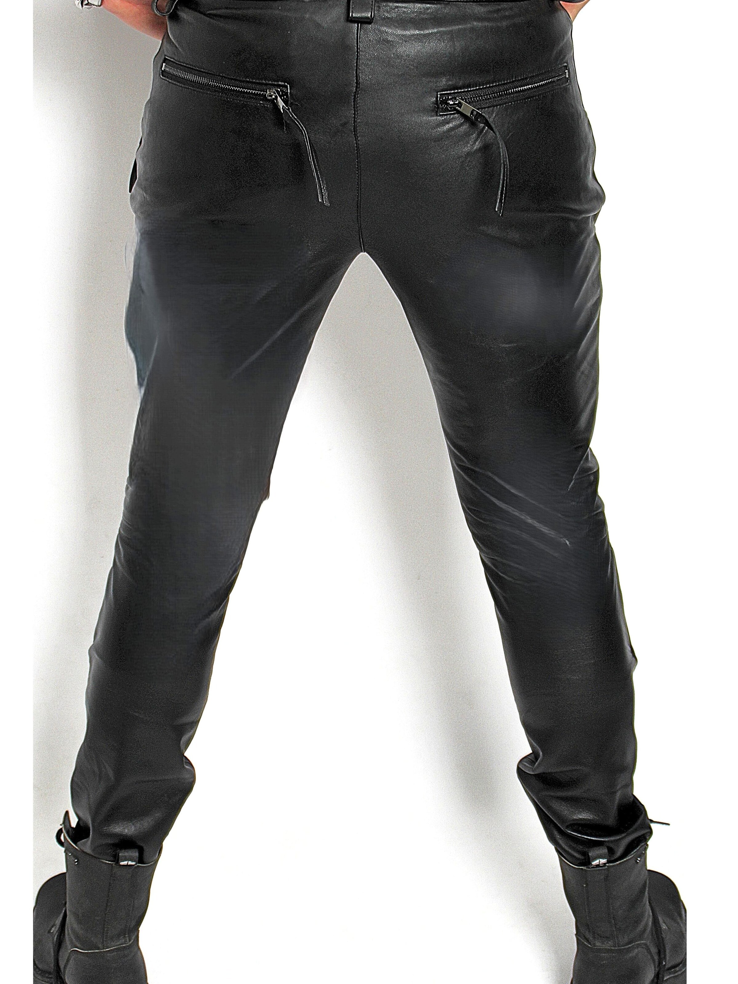 Be  Noble Slim fit Trousers 'Lederhose im Biker-Style mit Stretchleder' in Black
