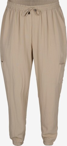 Effilé Pantalon cargo 'MACY' Zizzi en beige : devant