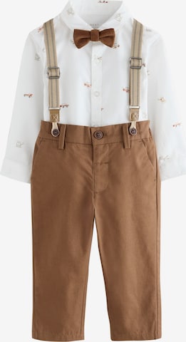 Next Setti värissä ruskea: etupuoli