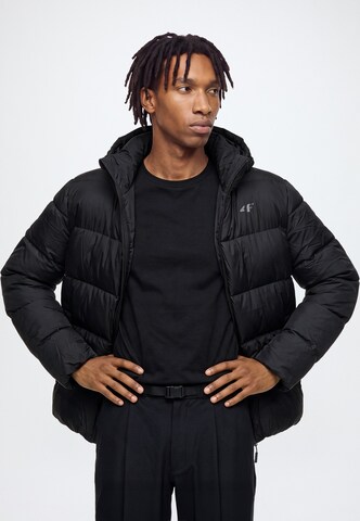 4F - Chaqueta deportiva en negro