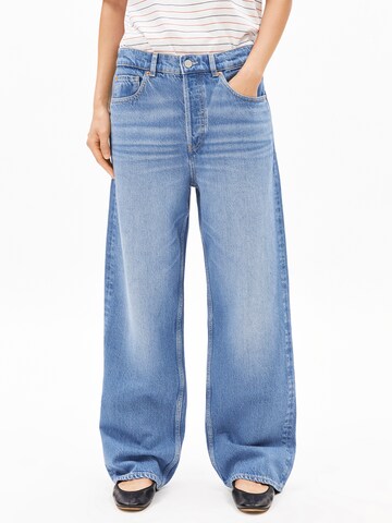 ARMEDANGELS Loose fit Jeans in Blue: front