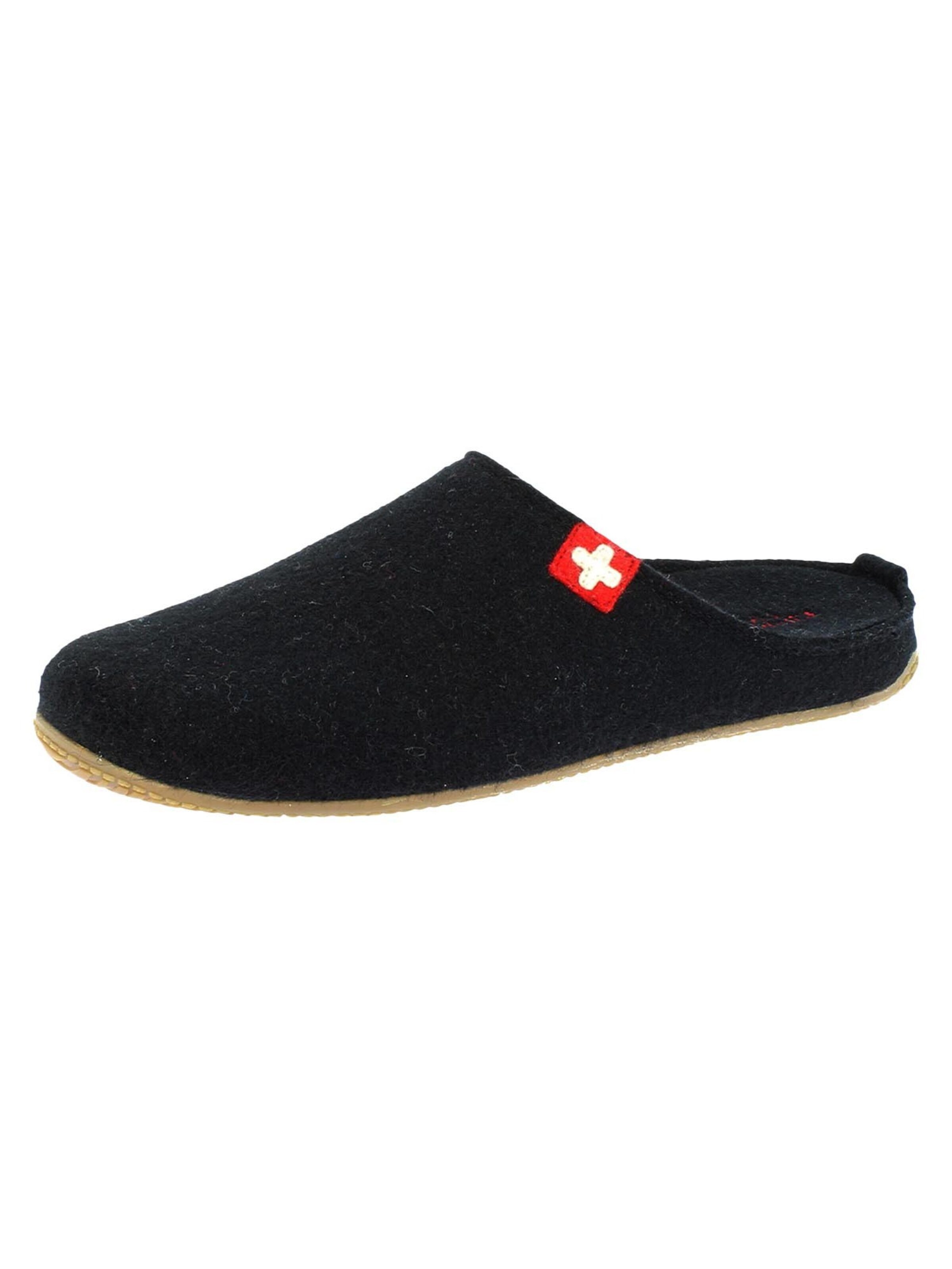 Living Kitzbühel Huisschoenen 'Filz - Schweizer Kreuz' in Zwart: voorkant