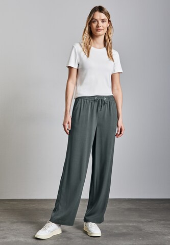 STREET ONE Loosefit Wide Leg Twill Hose in Grün