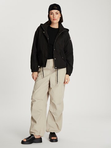 CROSS JEANS Between-Season Jacket in Black
