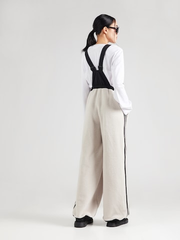 Loosefit Pantalon de sport 'Adidas x Moon Boot' ADIDAS SPORTSWEAR en gris