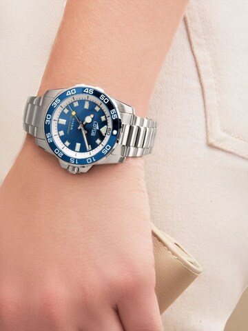 Montre à affichage analogique 'Lotus - Watch Trendy - Quartz watch movement - Watch case width: 36.8 mm' Lotus en bleu : devant