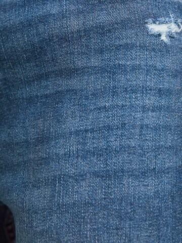 Skinny Jeans di Bershka in blu