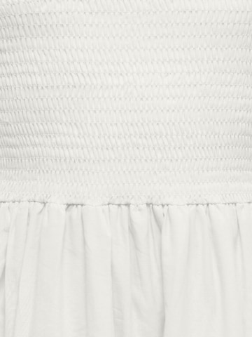 Robe 'KOGBONDI' ONLY GIRLS en blanc