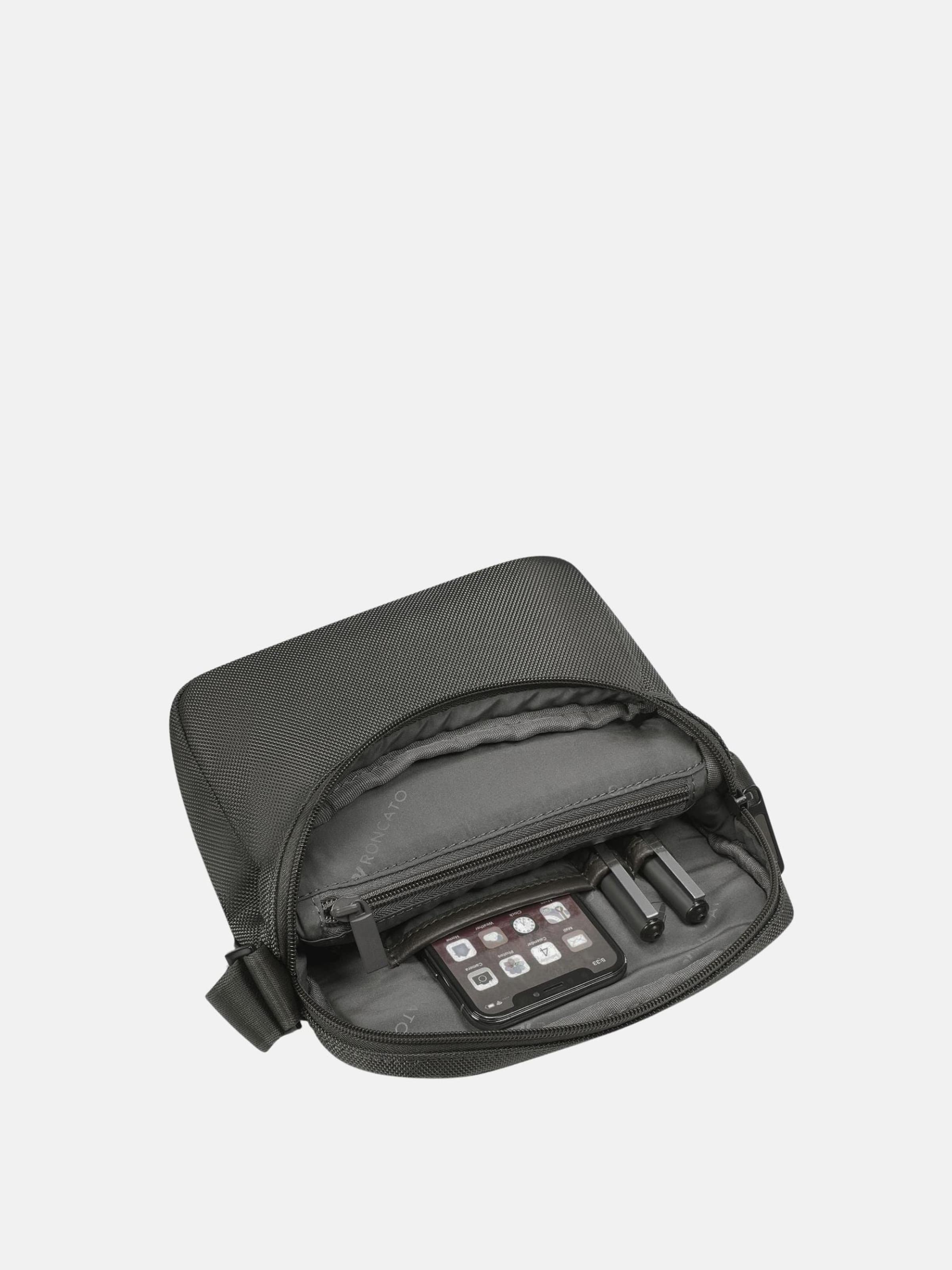 Roncato Crossbody bag in Black