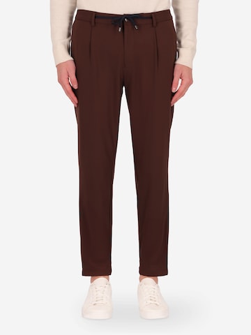 Distretto12 Tapered Hose in Braun: Vorderseite