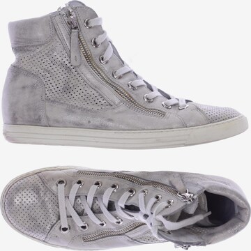 Paul Green Sneakers & Trainers in 39,5 in Silver: front