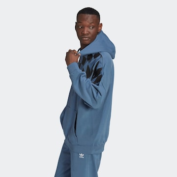 ADIDAS ORIGINALS Sweatshirt 'Rekive Graphic' in Blauw