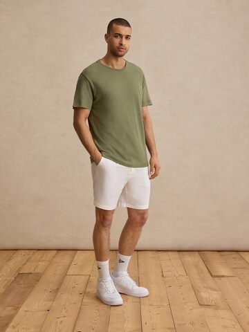 žalia DAN FOX APPAREL Marškinėliai 'Caspar'