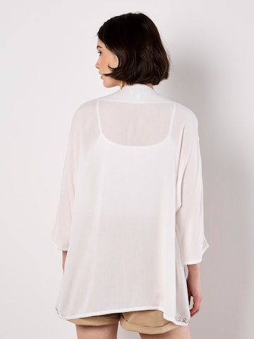 Kimono ' ' Apricot en blanc