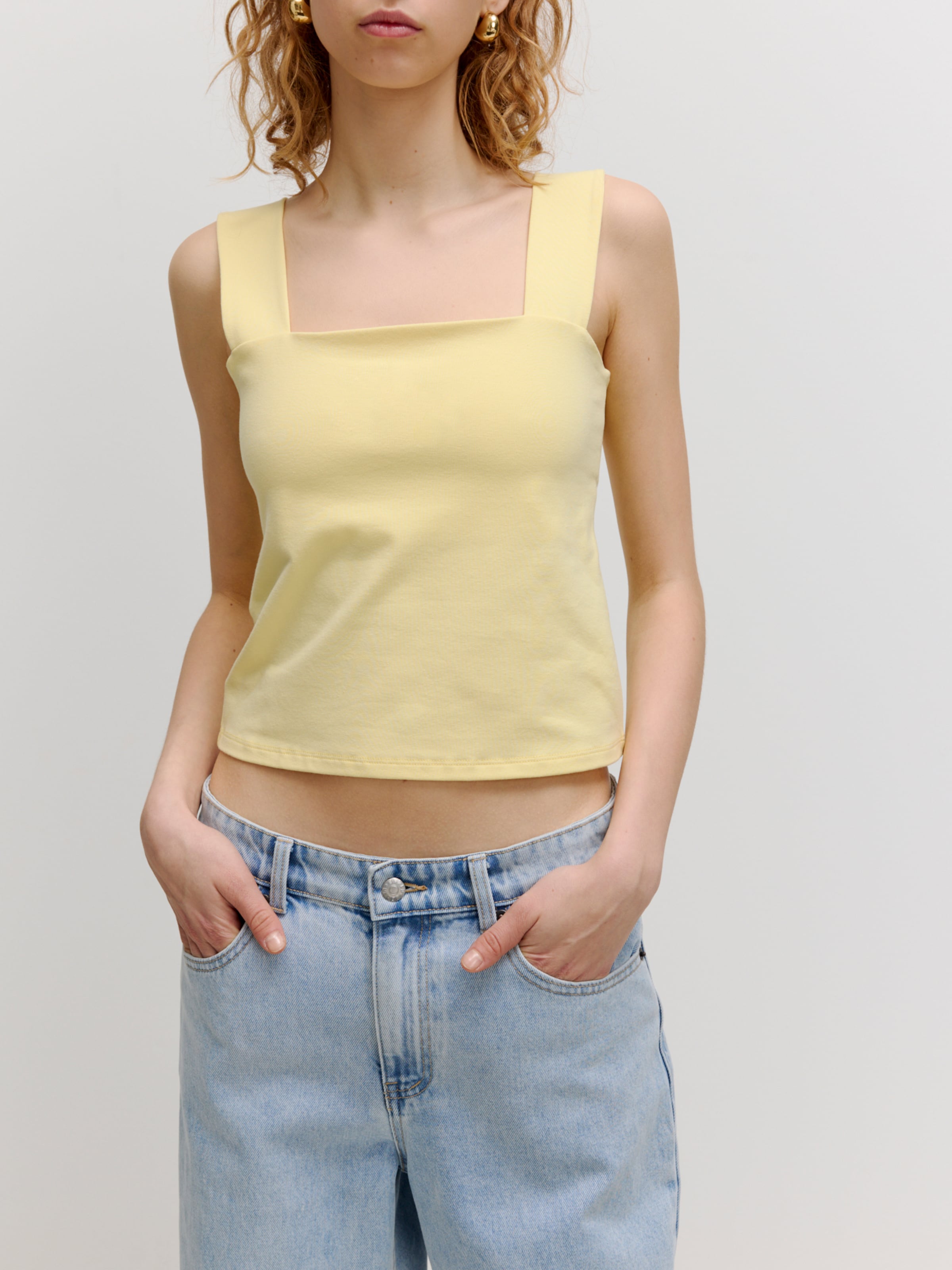 Gele tops voor dames online op ABOUT YOU