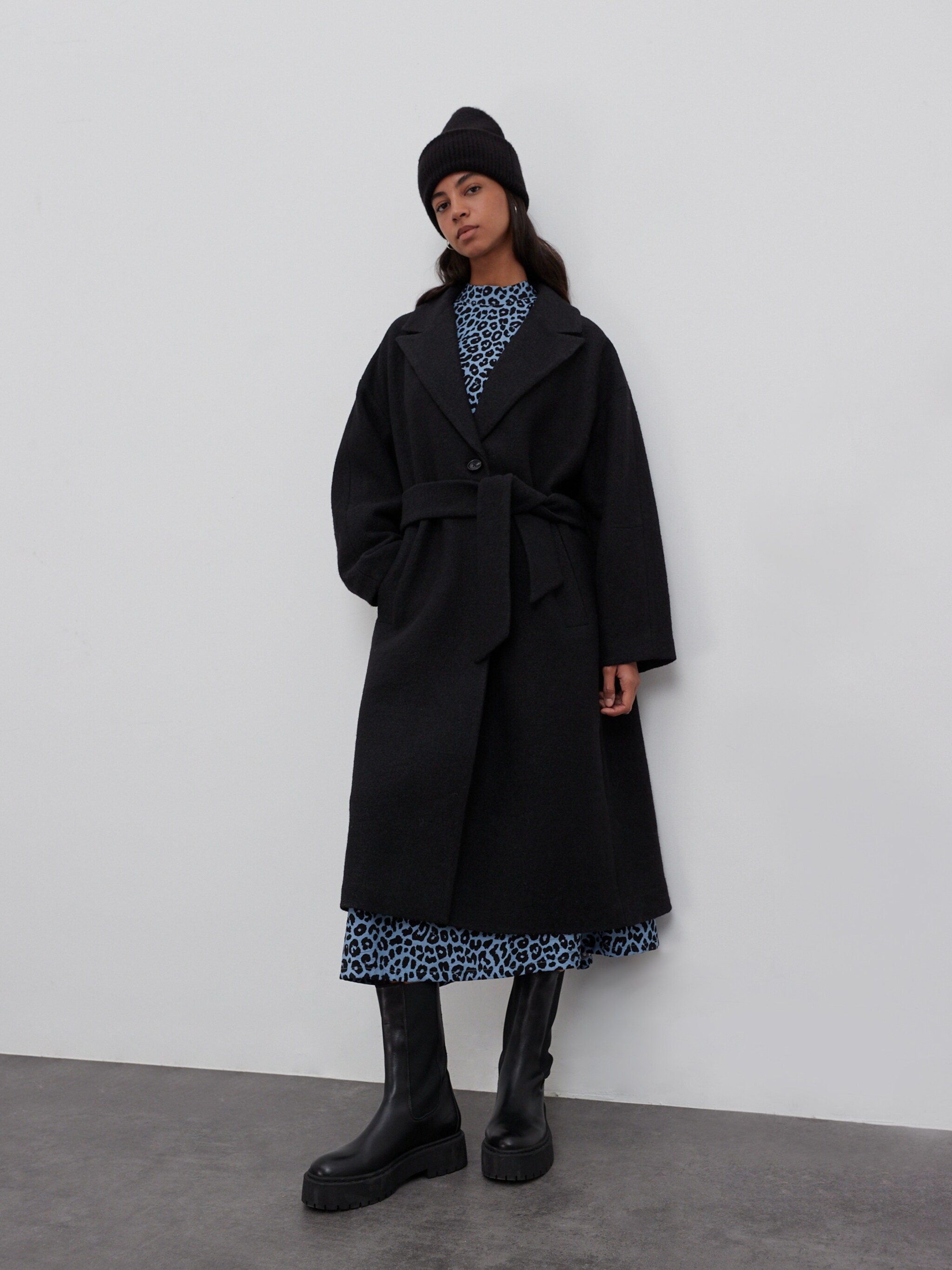 EDITED Produits Manteau mi-saison 'Juli' noir