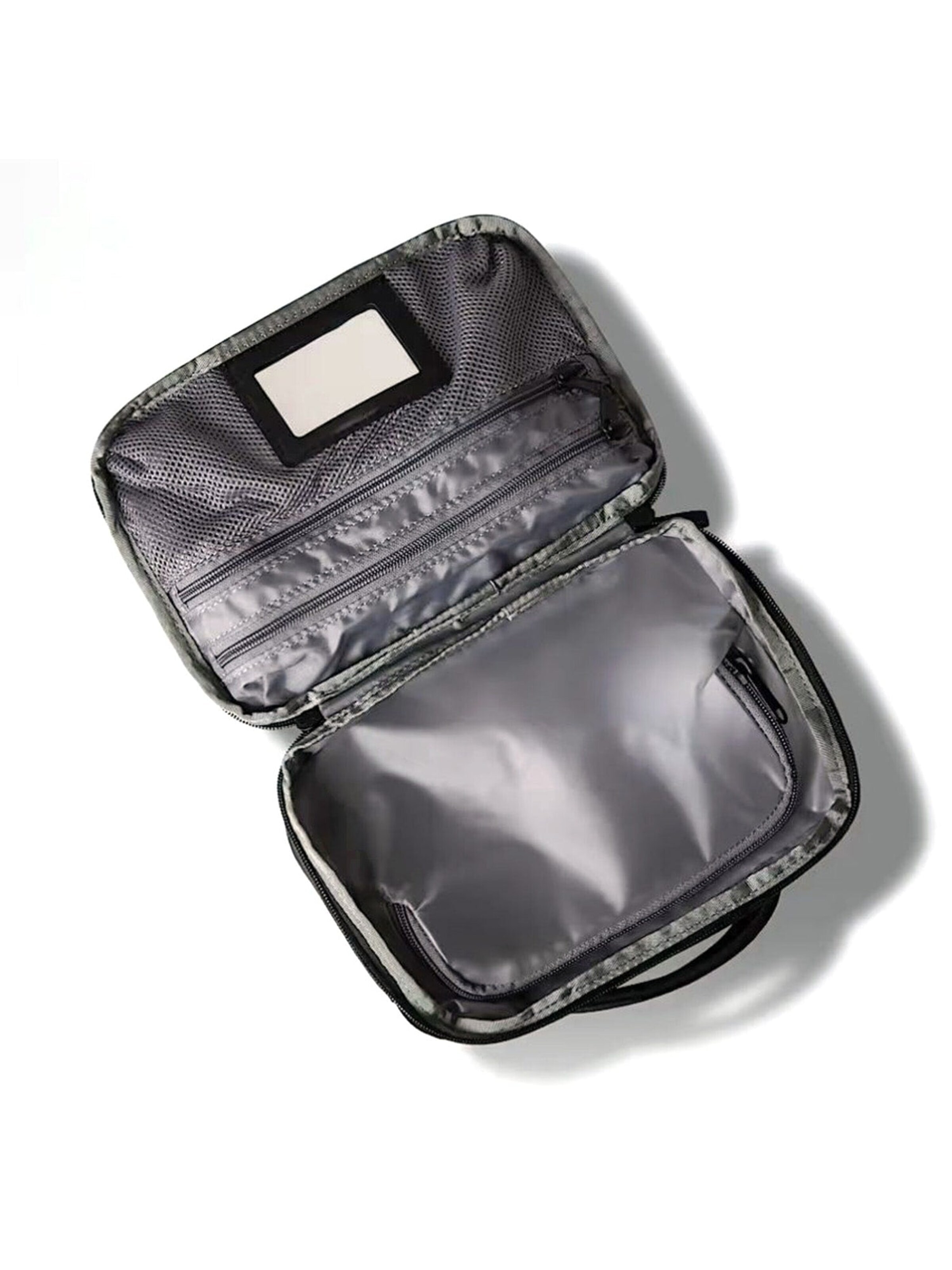 THE NORTH FACE Waschtasche‌‌‌‌‌‌‌ in Grau