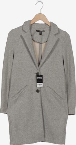 Trafaluc Jacket & Coat in XS in Grey: front