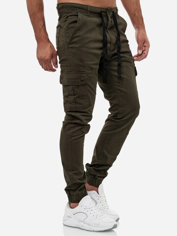 Tazzio Regular Cargohose '18525' in Grün