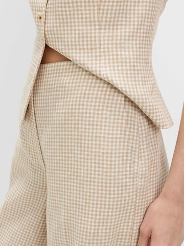 Wide leg Pantaloni di Marks & Spencer in beige