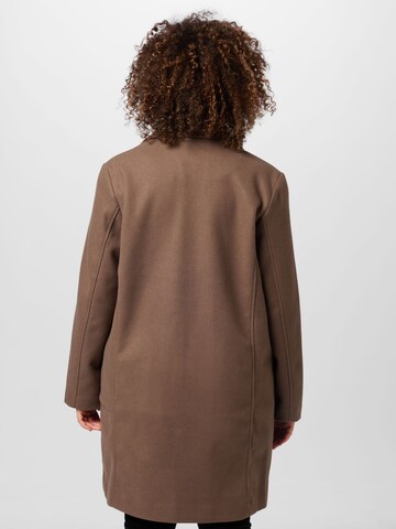 Vero Moda Curve Between-Seasons Coat 'Addie' in Brown