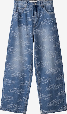 Bershka Loosefit Jeans in Blauw: voorkant