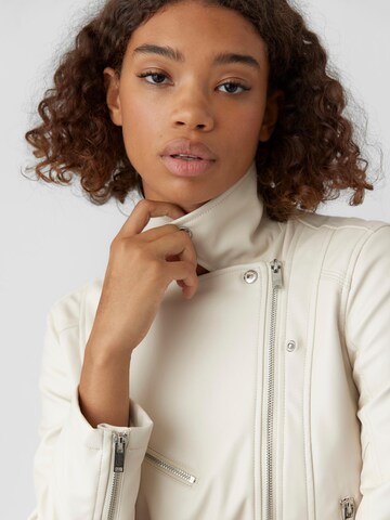 VERO MODA Between-Season Jacket 'BELLA' in Beige