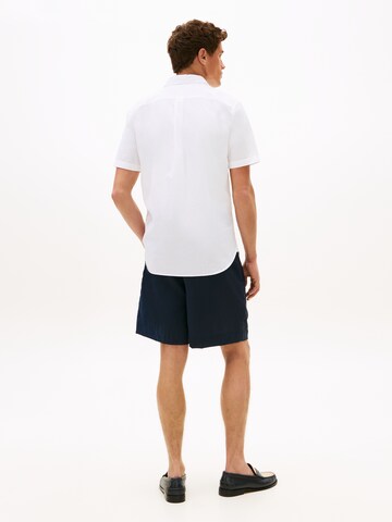 TOMMY HILFIGER Regular Fit Hemd in Weiß