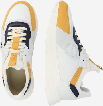 Sneaker bassa 'LARCH' di EKN Footwear in bianco