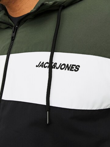 Veste mi-saison 'Rush' Jack & Jones Plus en vert