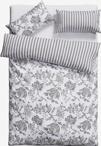 andas Duvet Cover in Grey: front