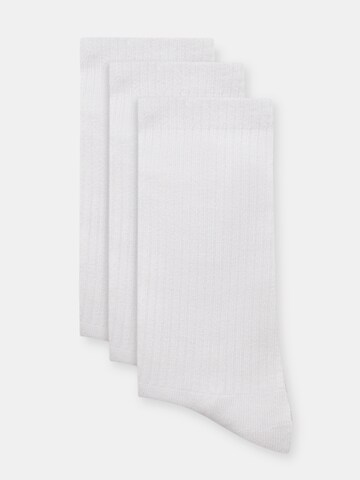 Pull&Bear Socken in Weiß