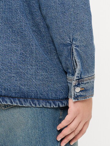 Jack & Jones Plus Comfort fit Between-Season Jacket 'JORJAMES' in Blue