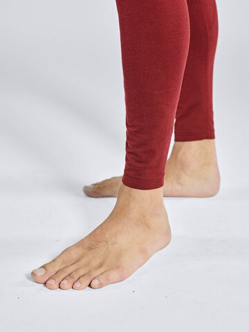 BLACKYAK Skinny Leggings 'Gurla' in Rot