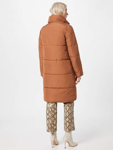 JDY Winter Coat 'Erica' in Brown