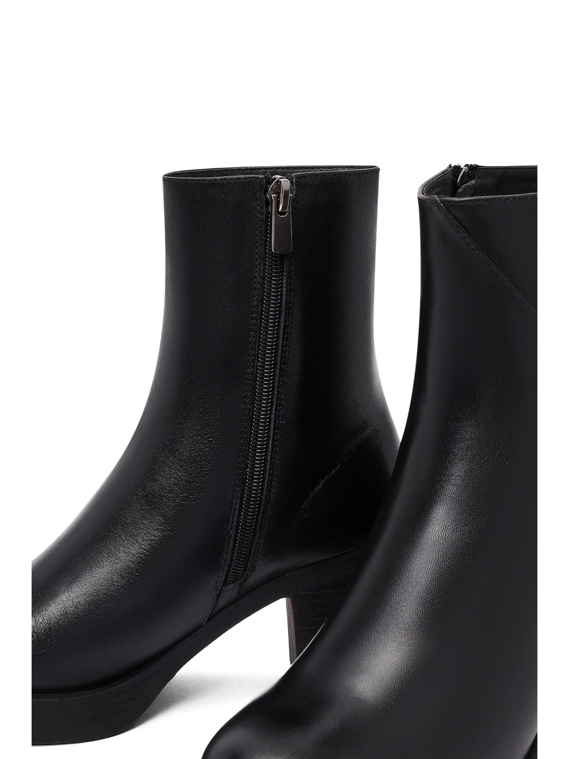 Stivaletto di Derimod in nero