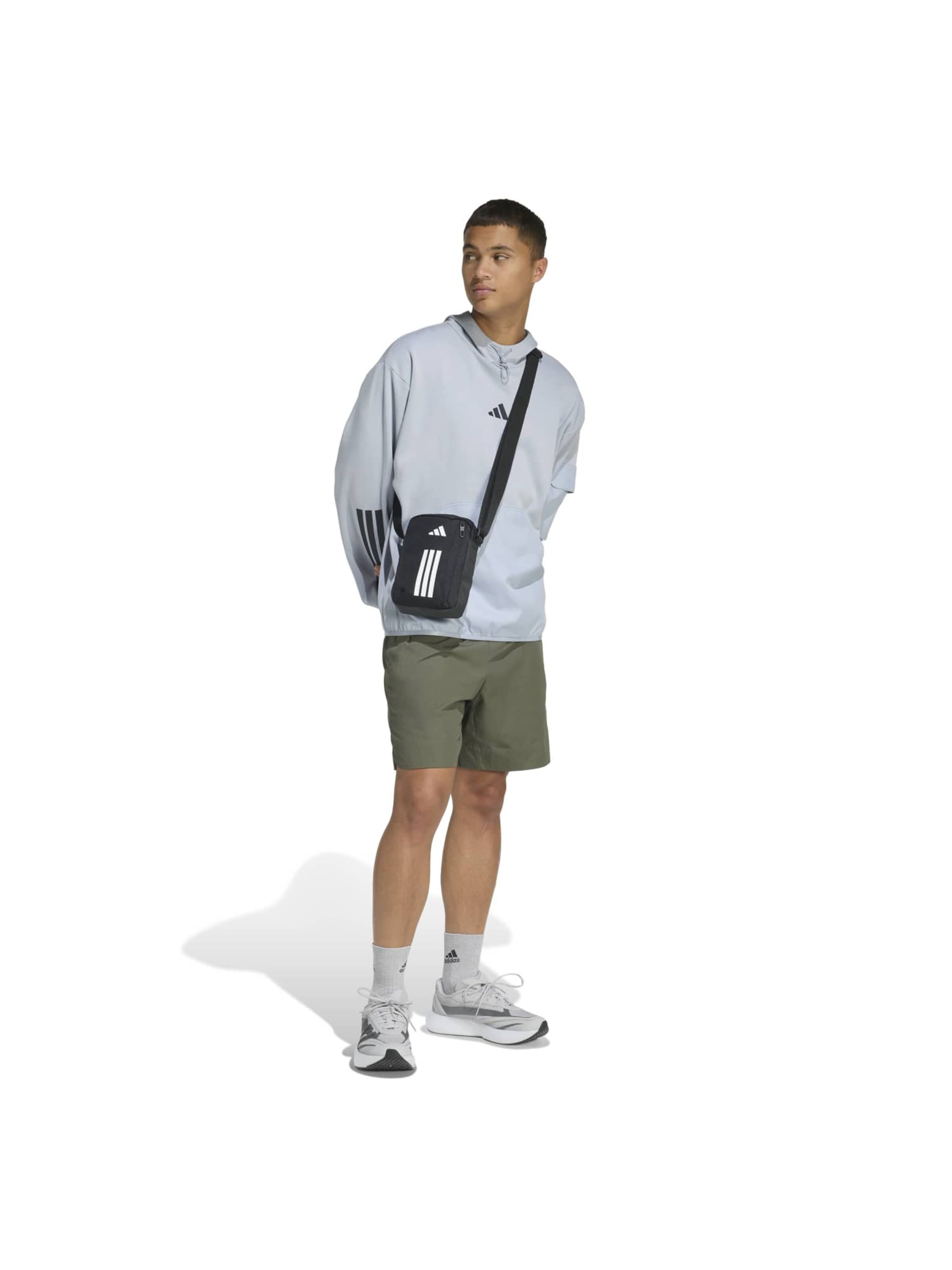 ADIDAS SPORTSWEAR Lużny krój Spodnie sportowe w kolorze zielony