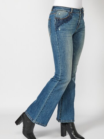 KOROSHI Flared Jeans in Blau