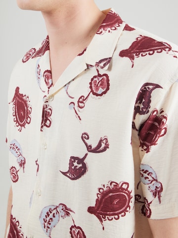JACK & JONES - Ajuste confortable Camisa 'JORMAINE' en blanco