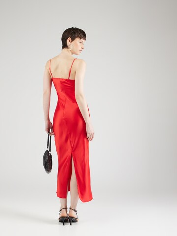 Gina Tricot Aftonklänning 'Linn' i röd