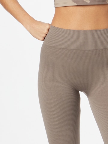 ONLY PLAY Skinny Workout Pants 'Jaia' in Brown