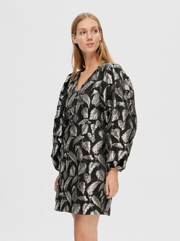 Robe SELECTED FEMME en argent : devant